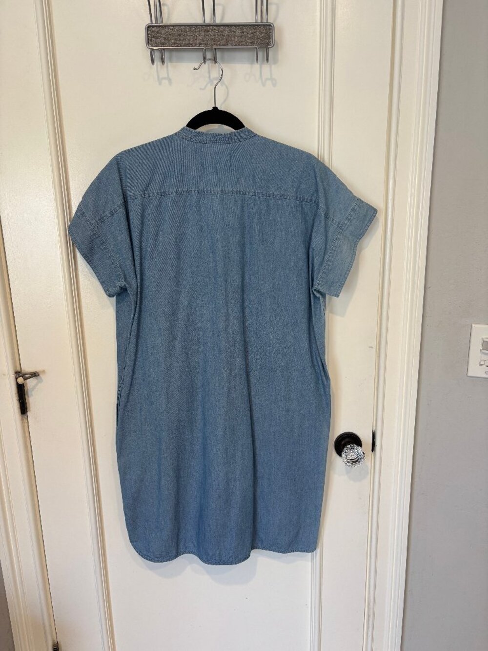 Everlane Split-Collar Denim Dress (10) - Picture 3 of 7